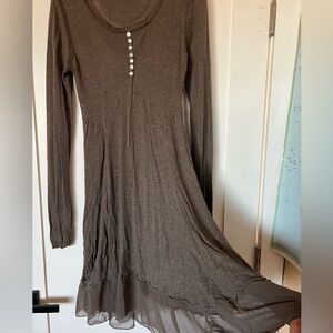 Culture dress size L